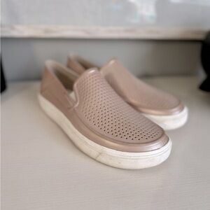 Crocs Roka Slip-ons